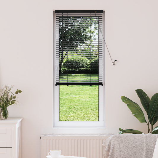 Zsaluzia Fekete 150 x 50 cm 25 mm PVC