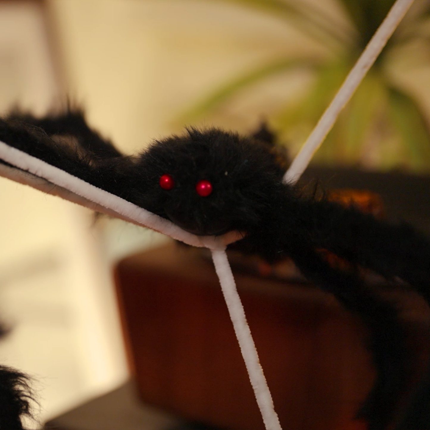 Halloween pók díszítés pókhálóval 2 pcs Fekete és fehér