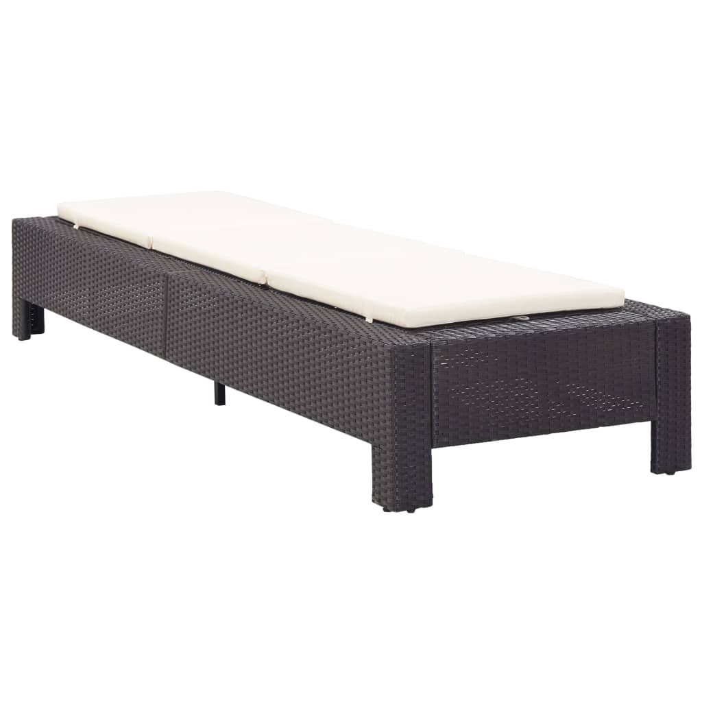 fekete polyrattan napozóágy párnával