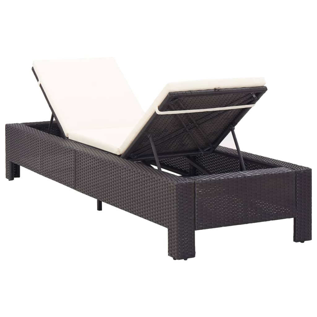 fekete polyrattan napozóágy párnával