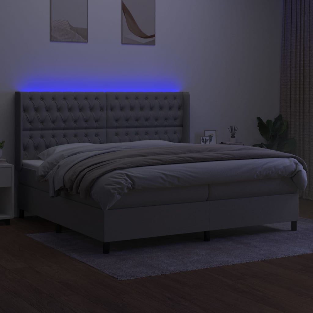 világosszürke szövet rugós és LED-es ágy matraccal 200x200 cm