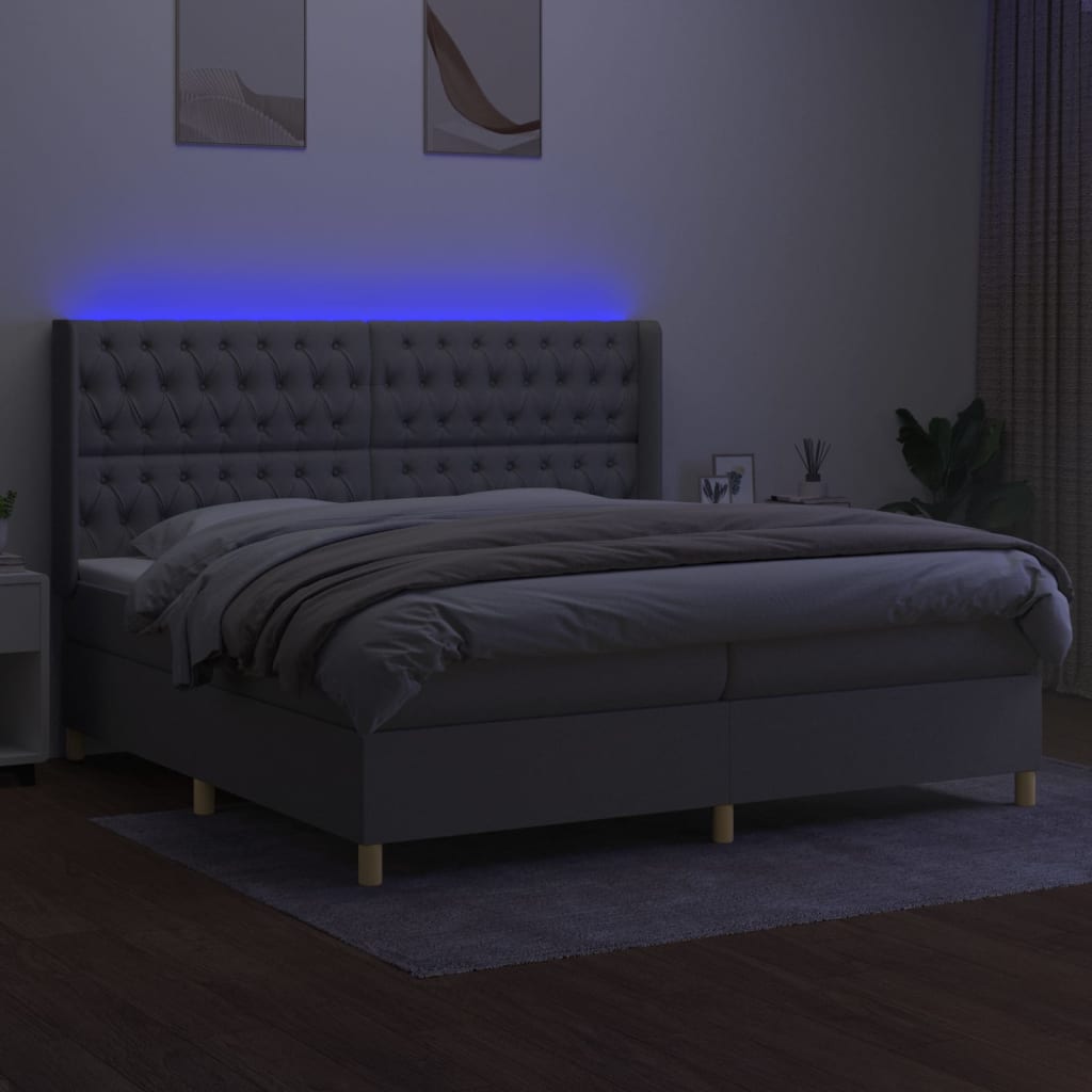 világosszürke szövet rugós és LED-es ágy matraccal 200x200 cm