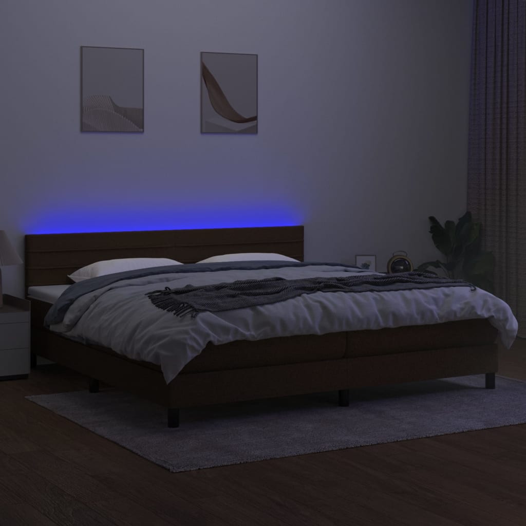 barna szövet rugós és LED-es ágy matraccal 200x200 cm
