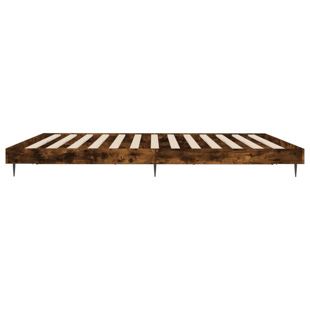 füstös tölgy színű szerelt fa ágykeret matrac nélkül 200x200 cm