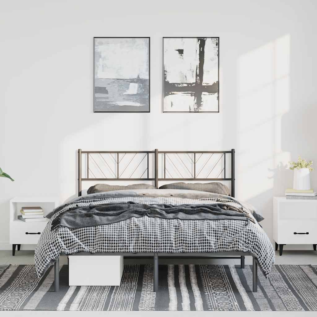 fekete fém ágykeret fejtámlával 135 x 190 cm