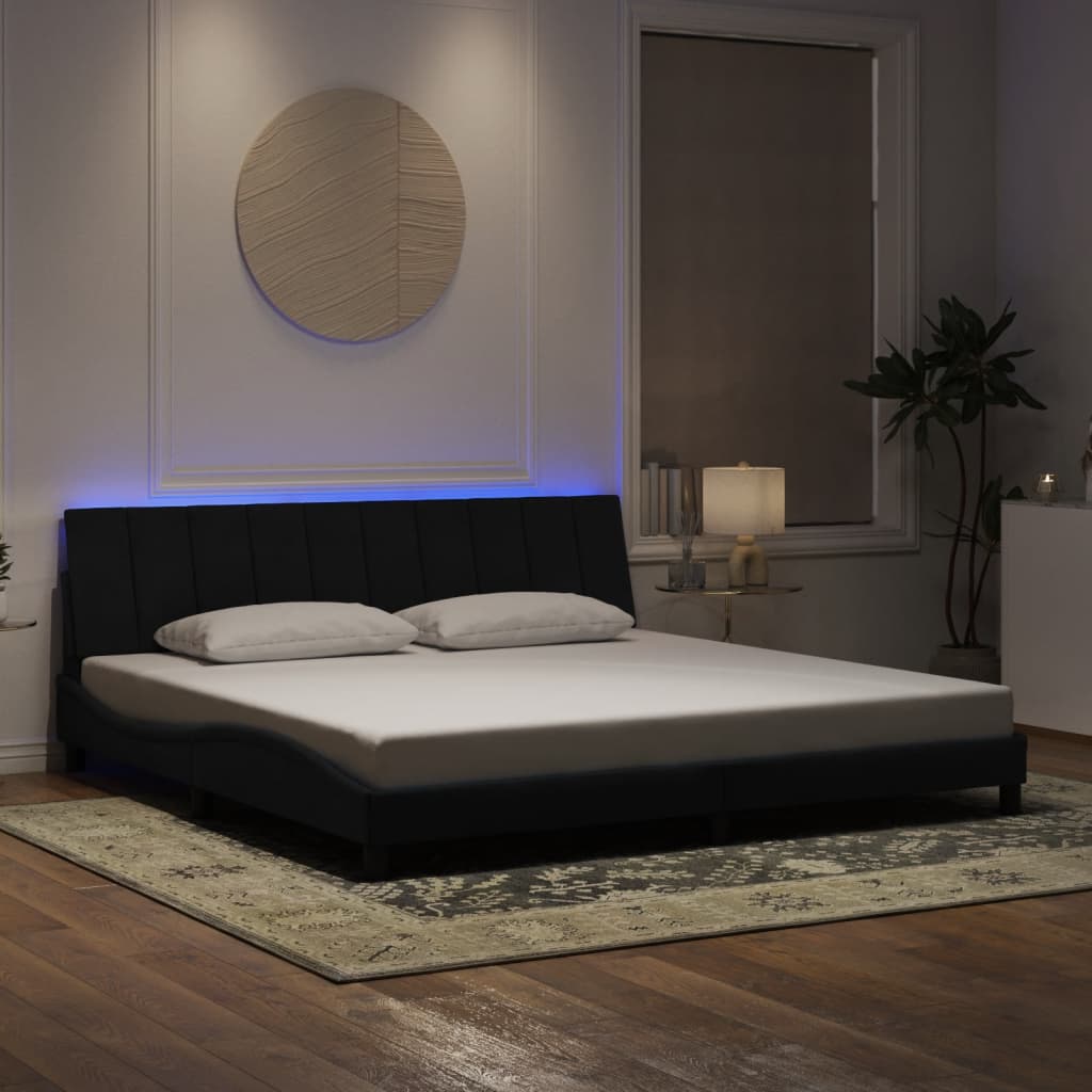 fekete bársony ágykeret LED-ekkel matrac nélkül Hanko 200 x 200 cm