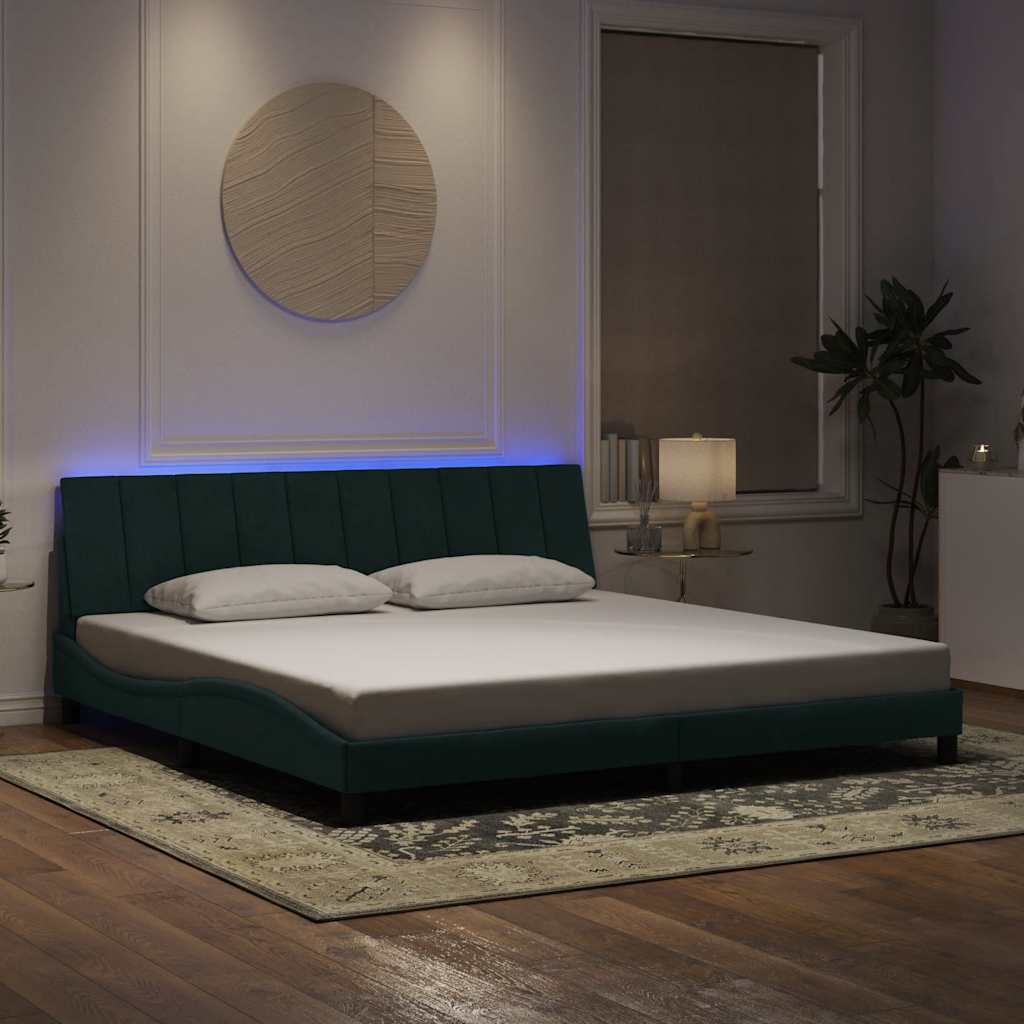 sötétzöld bársony ágykeret LED-ekkel matrac nélkül Hanko 200 x 200 cm