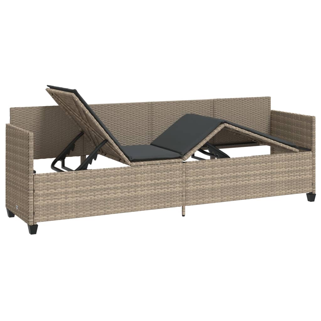 világosszürke polyrattan napozóágy párnával