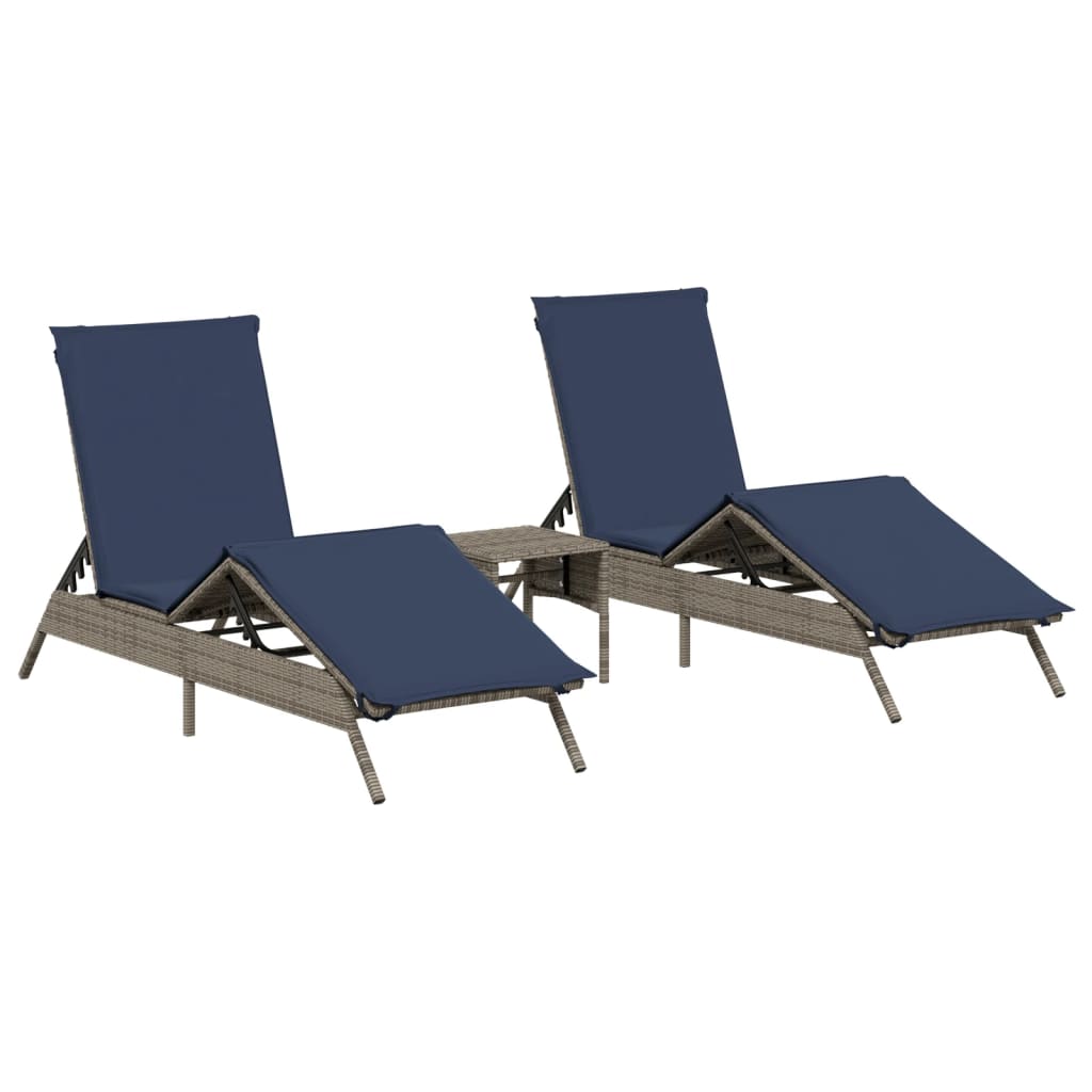 2 db szürke polyrattan napozóágy asztallal
