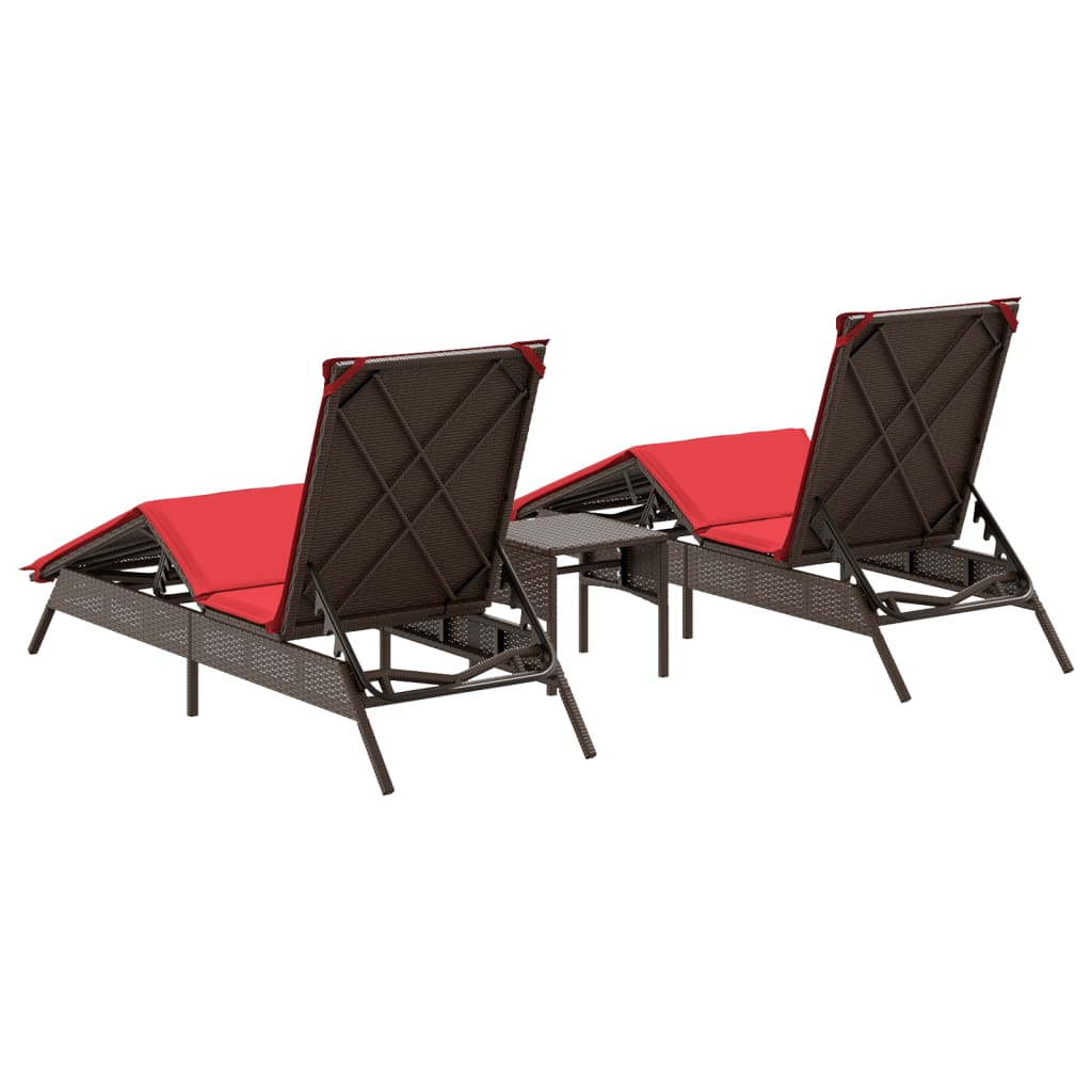 2 db barna polyrattan napozóágy asztallal