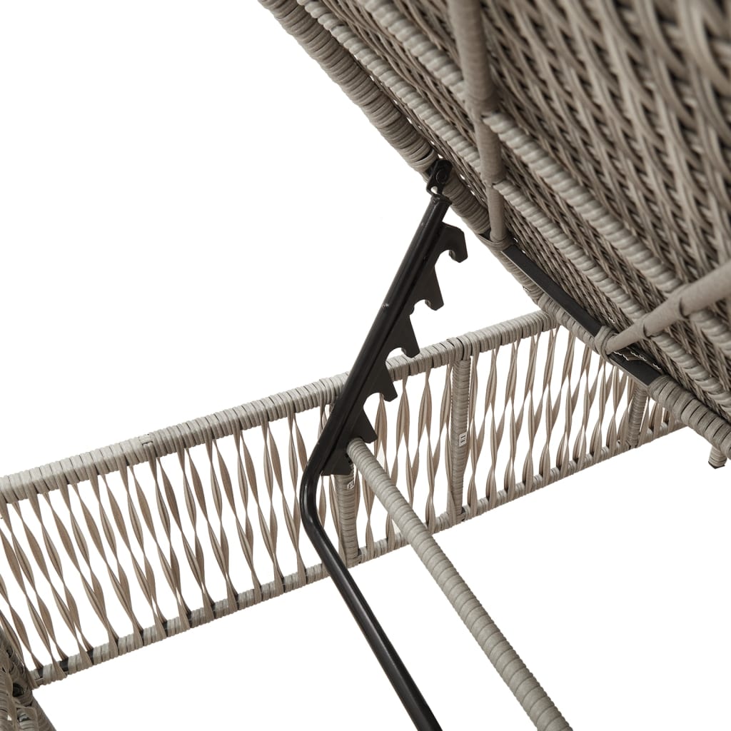 világosszürke polyrattan napozóágy párnával