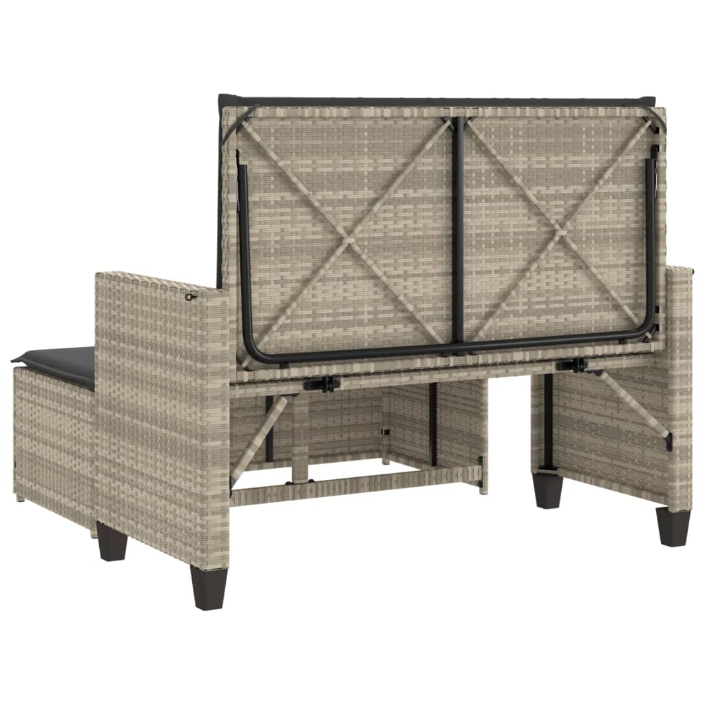 világosszürke polyrattan kerti pad párnákkal és lábtartóval
