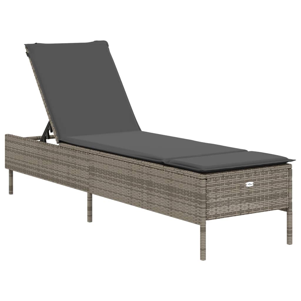 2 db világosszürke polyrattan napozóágy párnával