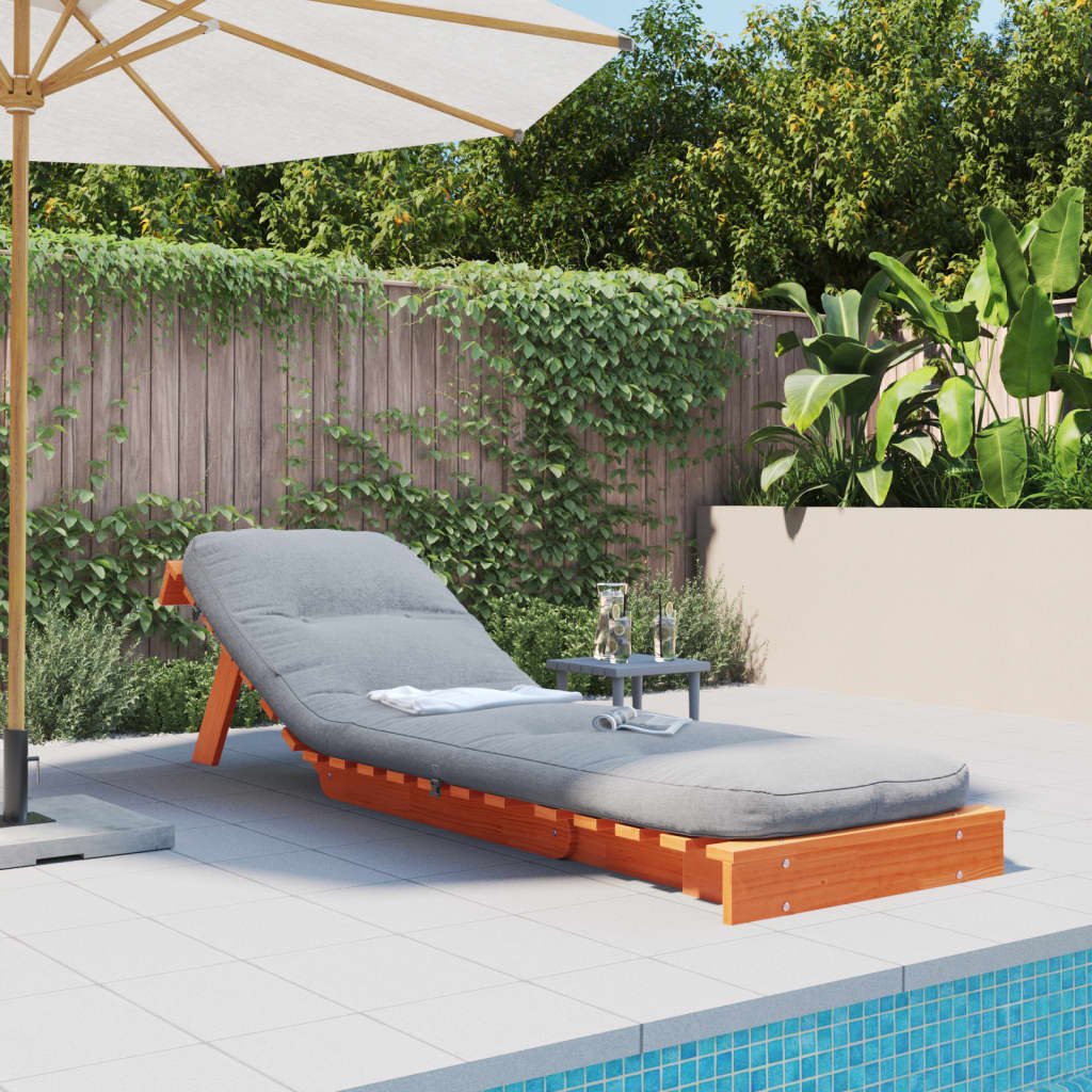 viaszbarna tömör fenyőfa futon kanapéágy matraccal 60x206x11 cm