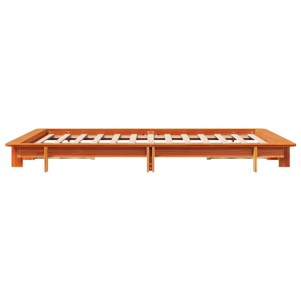 viaszbarna tömör fenyőfa ágy matrac nélkül 135 x 190 cm
