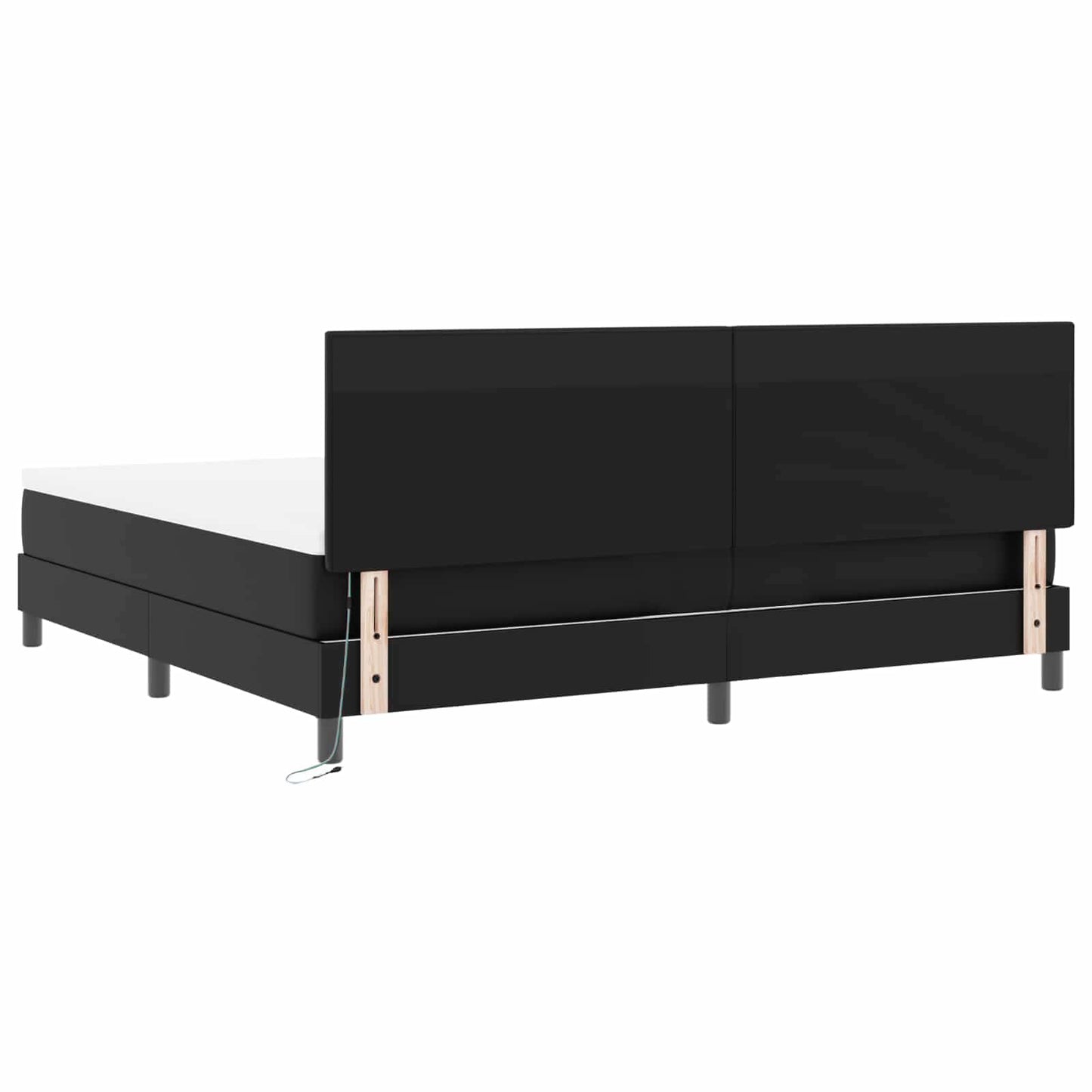 Boxrugós ágy matracmal leddel Fekete 200 x 200 cm Műbőr
