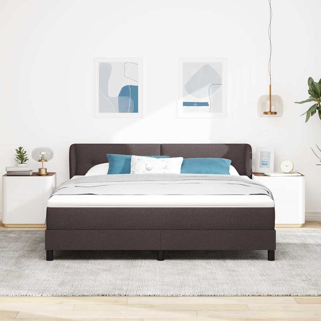 Boxrugós ágy fejtámlával Sötét Barna 180 x 200 cm szövet