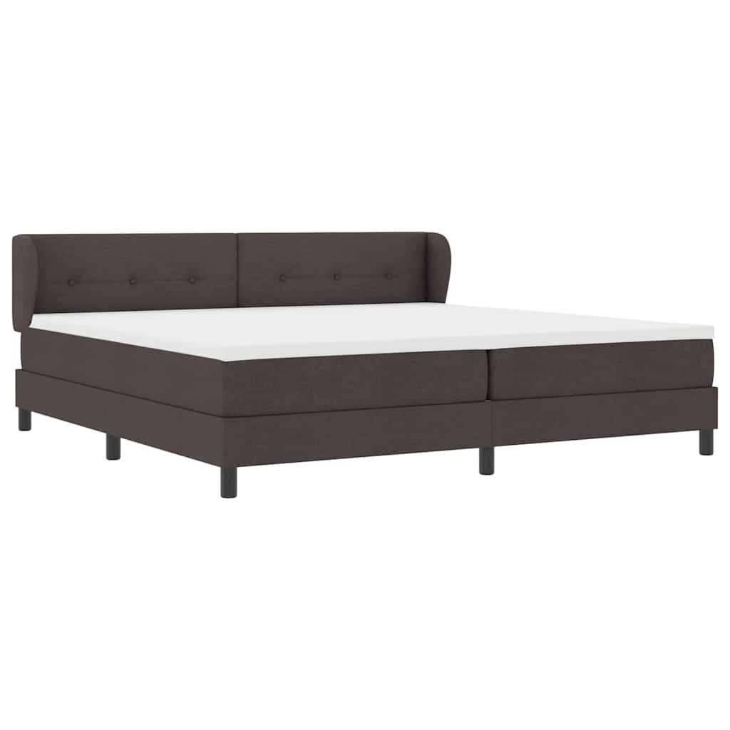 Boxrugós ágy fejtámlával Sötét Barna 200 x 200 cm szövet