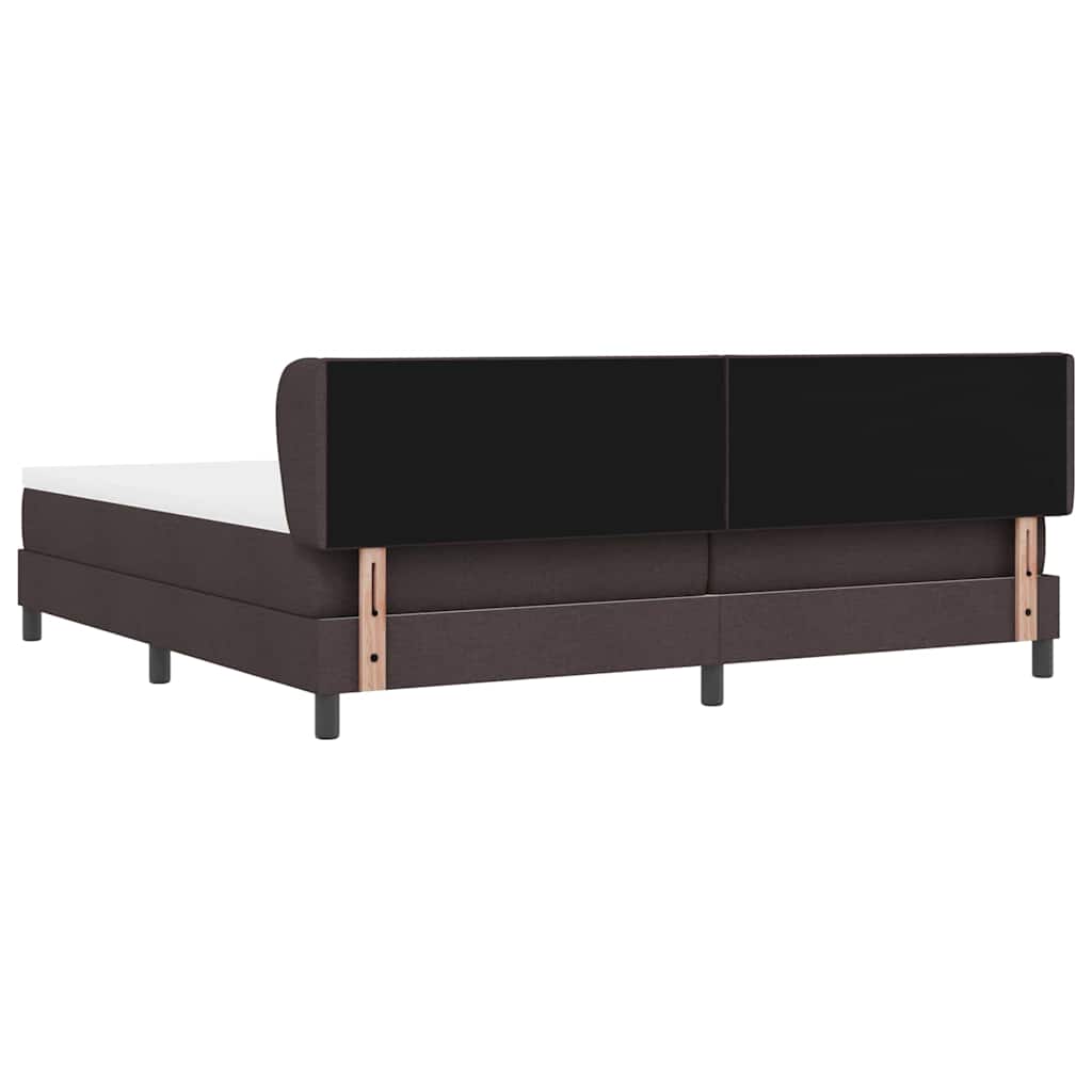 Boxrugós ágy fejtámlával Sötét Barna 200 x 200 cm szövet