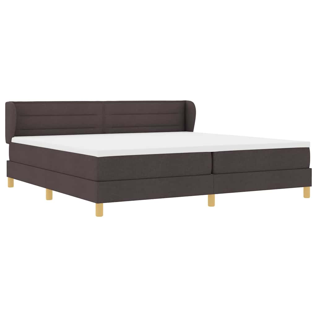 Boxrugós ágy matracmal Sötét Barna 200 x 200 cm szövet