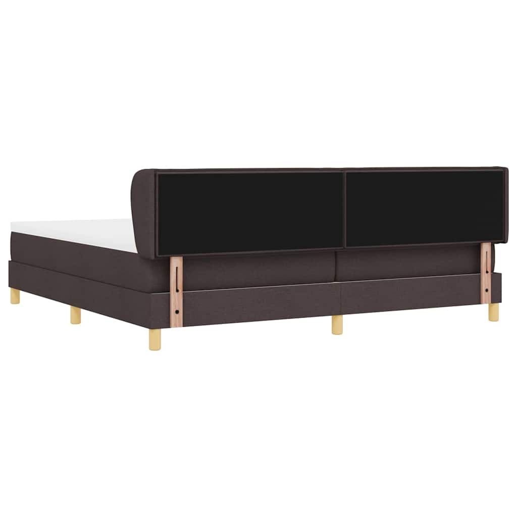 Boxrugós ágy matracmal Sötét Barna 200 x 200 cm szövet