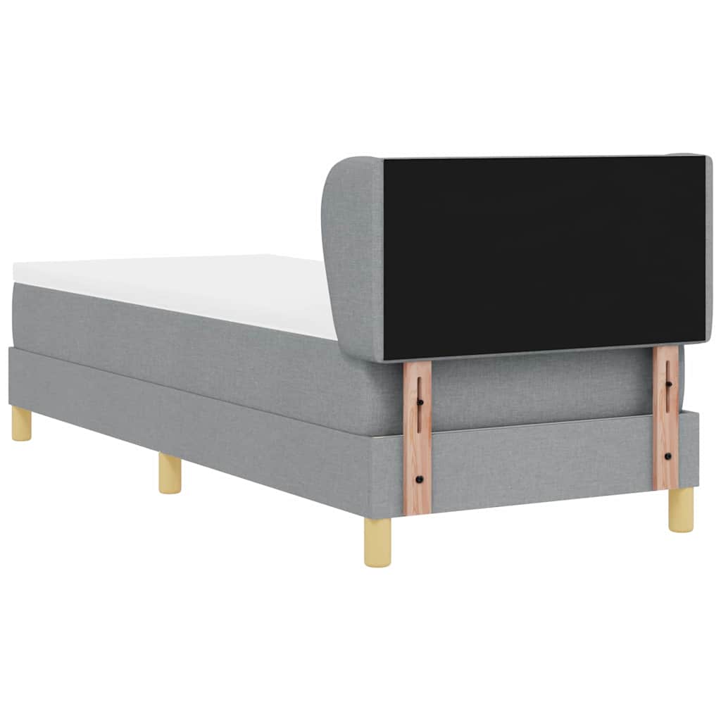Boxrugós ágy fejtámlával Világosszürke 80 x 200 cm szövet