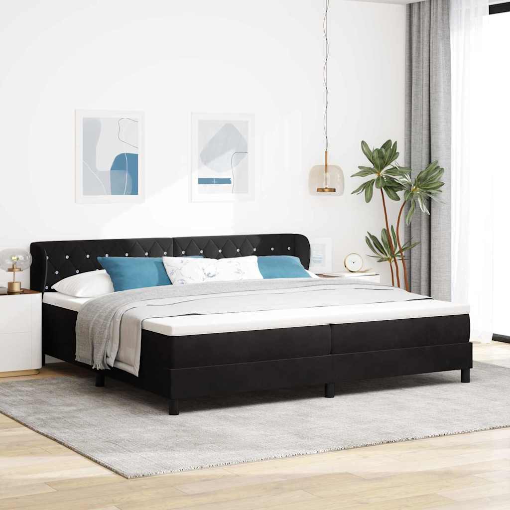 Boxrugós ágy matracmal fejtámlával Fekete 200 x 200 cm Bársony
