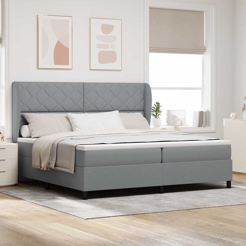 Boxrugós ágy fejtámlával Világosszürke 200 x 200 cm szövet