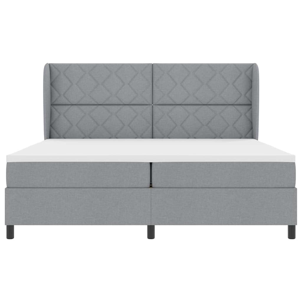 Boxrugós ágy fejtámlával Világosszürke 200 x 200 cm szövet