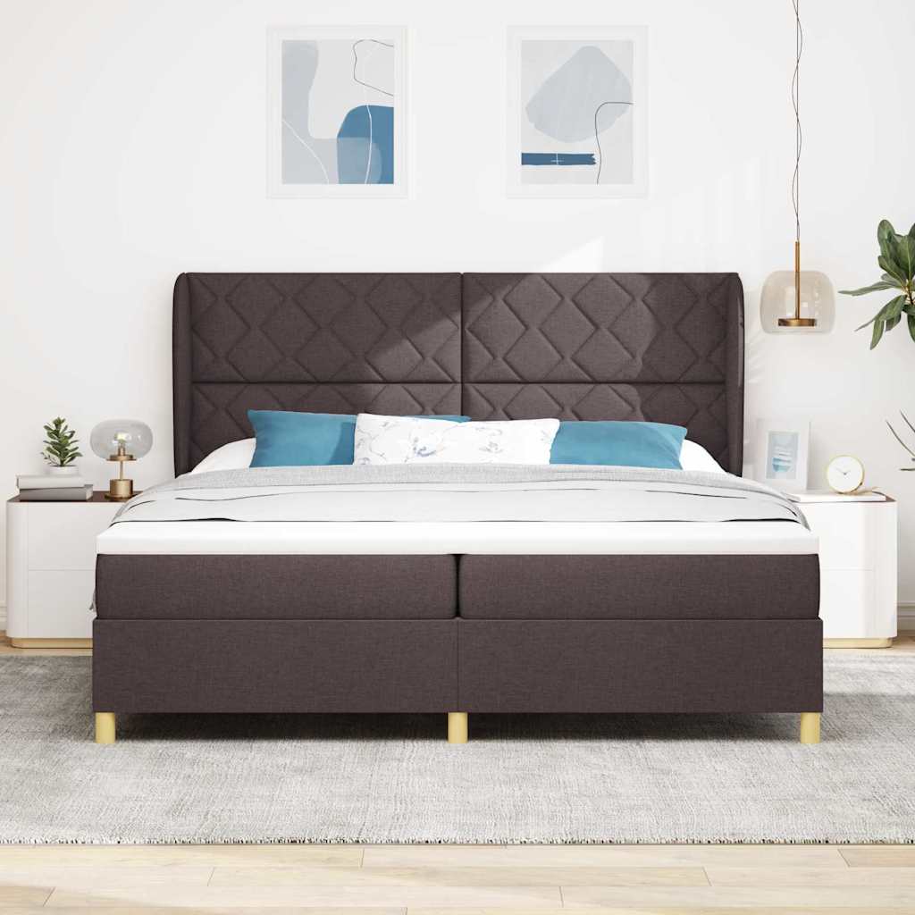 Boxrugós ágy fejtámlával Sötét Barna 200 x 200 cm szövet