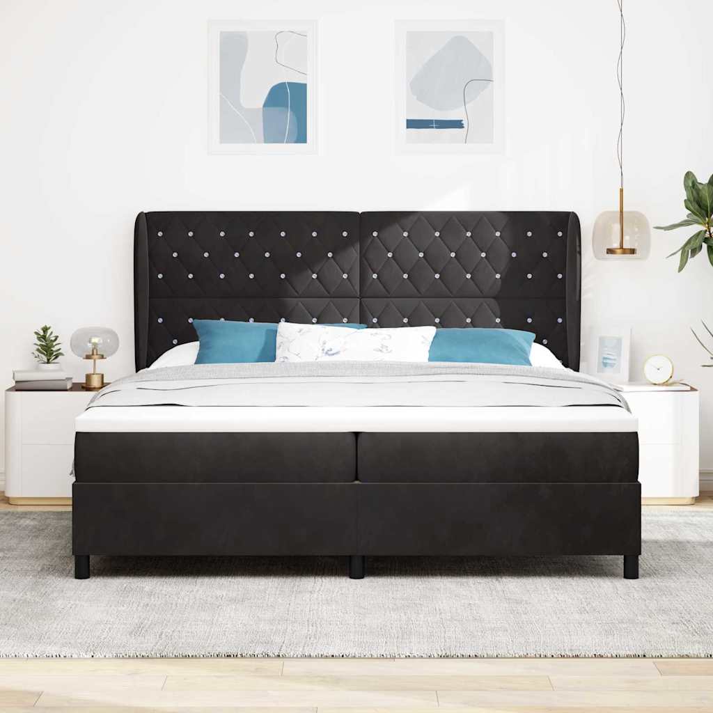 Boxrugós ágy matracmal fejtámlával Fekete 200 x 200 cm Bársony