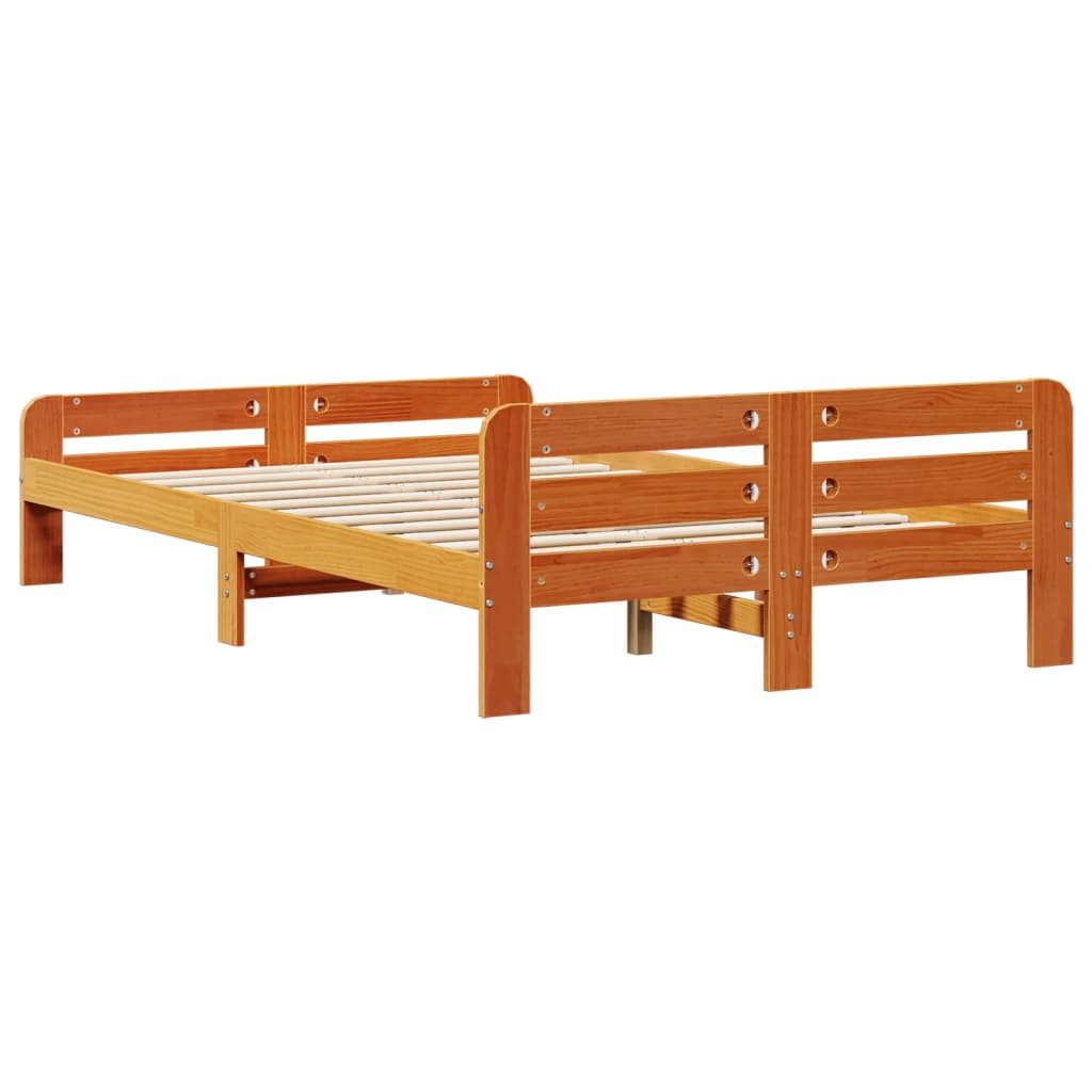 viaszbarna tömör fenyőfa ágy matrac nélkül 135 x 190 cm