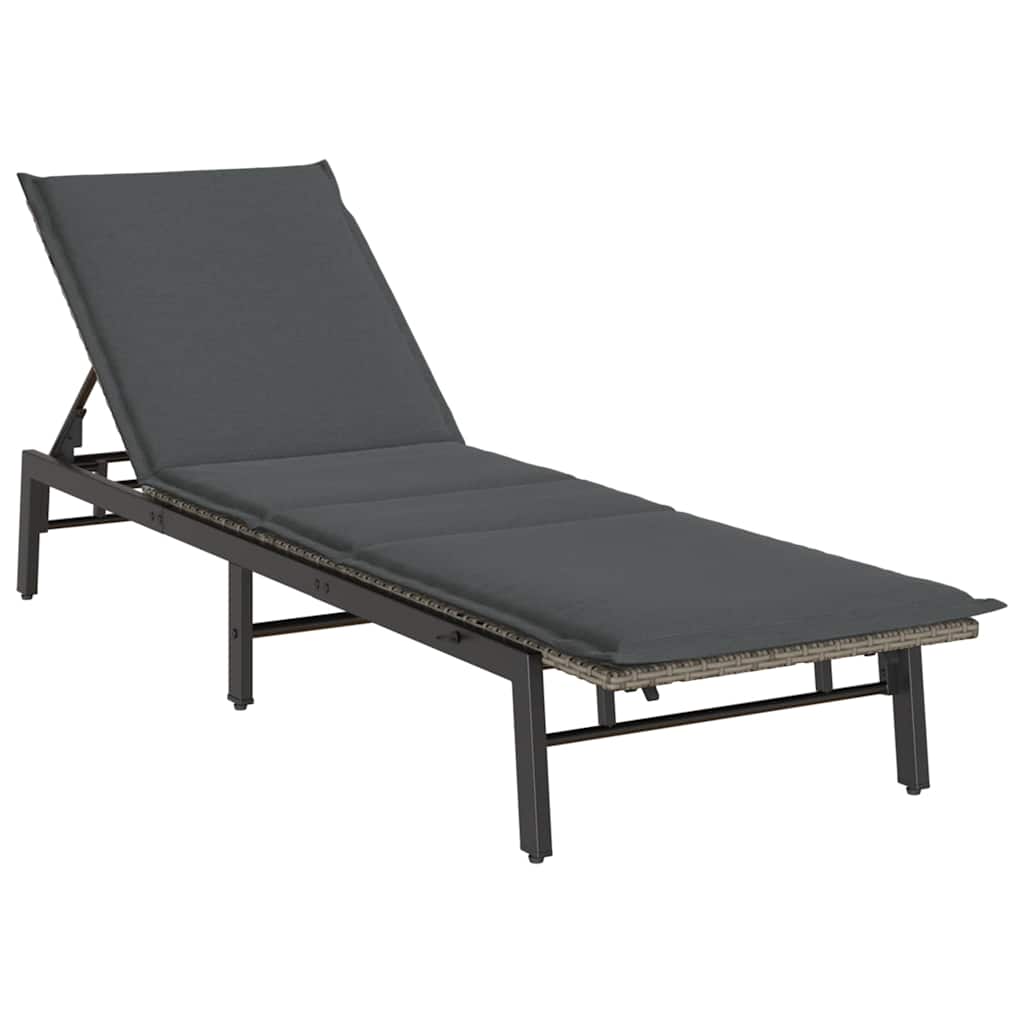 szürke polyrattan napozóágy párnával