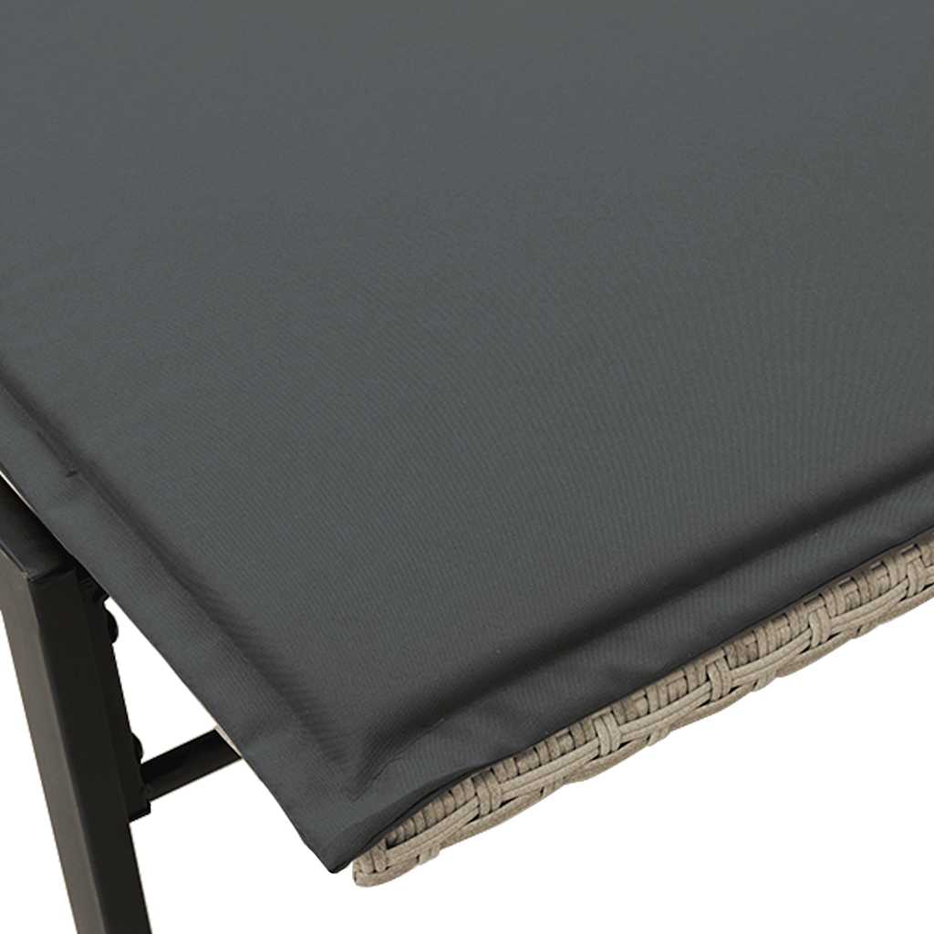 világosszürke polyrattan napozóágy párnával