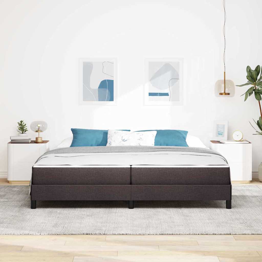 Boxrugós ágy matracmal sötétbarna 200 x 200 cm szövet