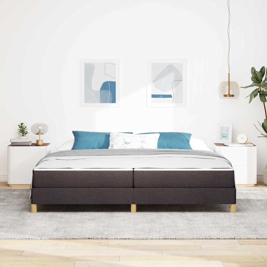 Boxrugós ágy matracmal Sötét Barna 200 x 200 cm szövet