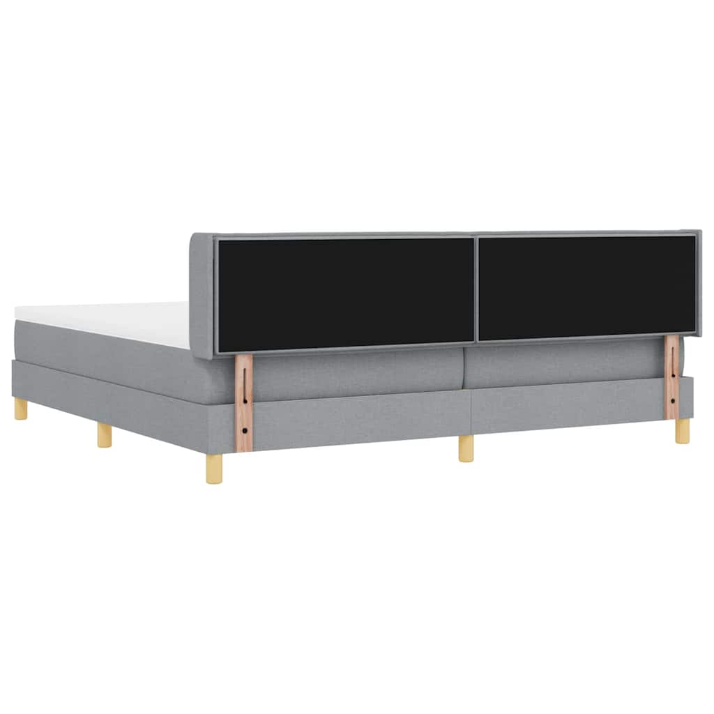 Boxrugós ágy matracmal Világosszürke 200 x 200 cm szövet