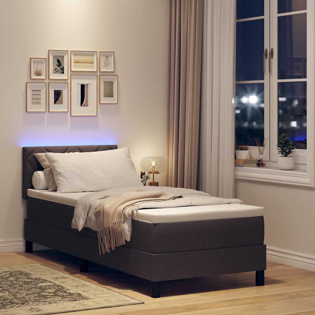 Boxrugós ágy LED szalagokkal Sötét Barna 80 x 200 cm szövet