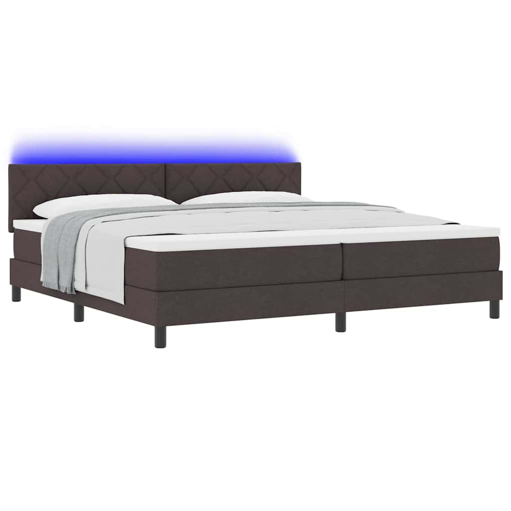 Boxrugós ágy matracmal leddel Sötét Barna 200 x 200 cm szövet