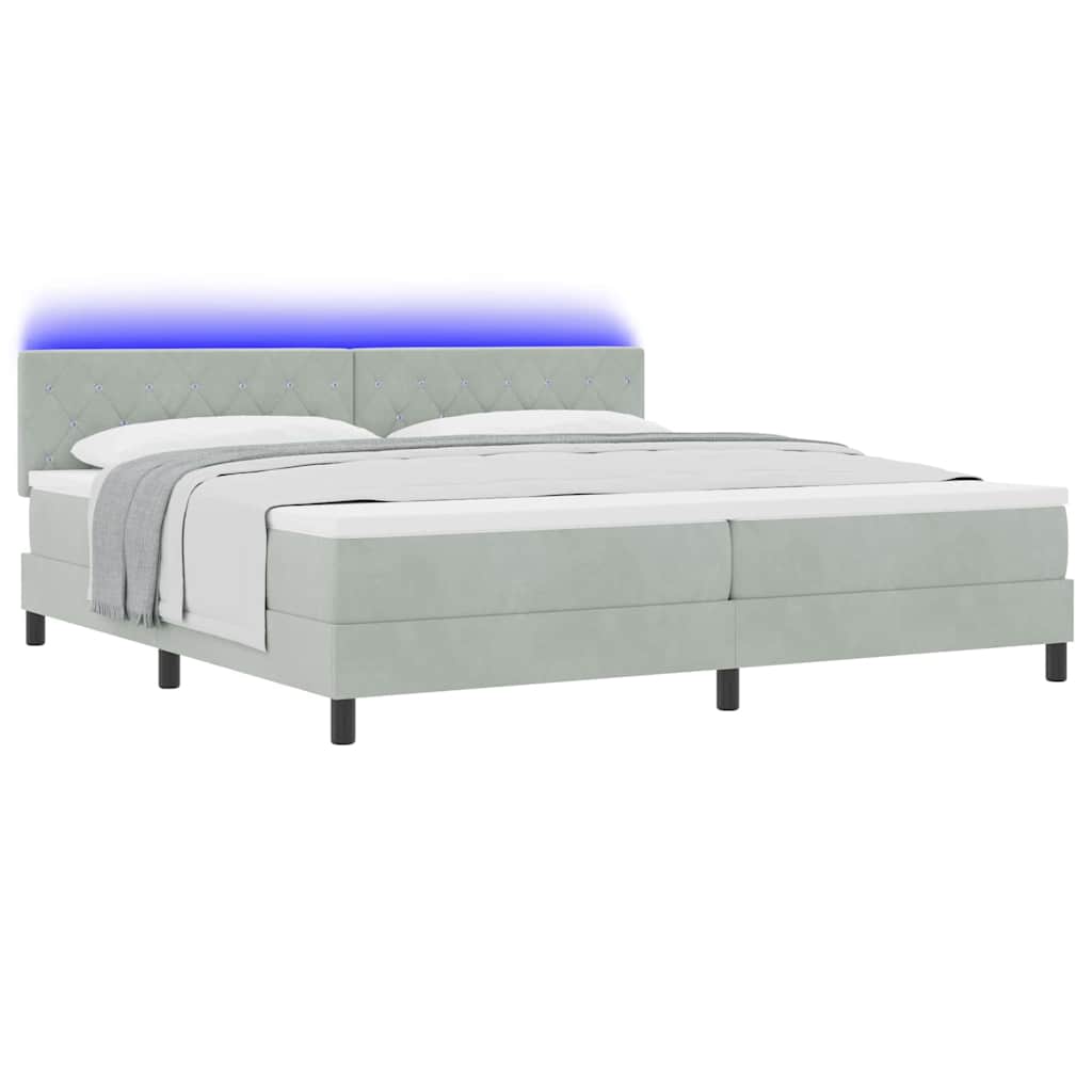 LED Box Spring Ágy matracmal Világosszürke 200 x 200 cm Bársony