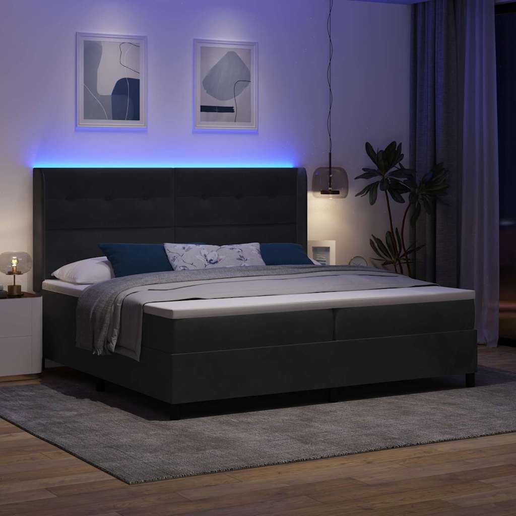 Boxrugós ágy matracmal leddel Fekete 200 x 200 cm Bársony