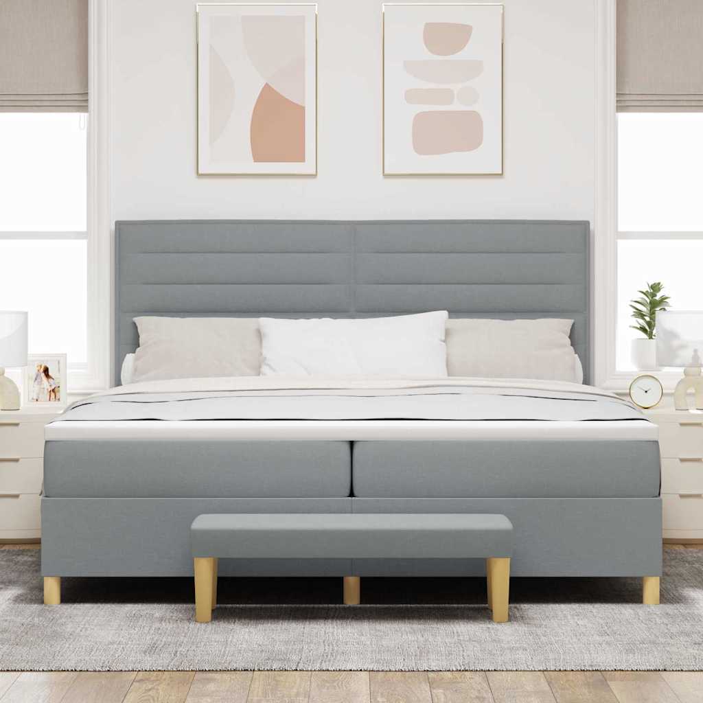 Boxrugós ágy matracmal Világosszürke 200 x 200 cm szövet