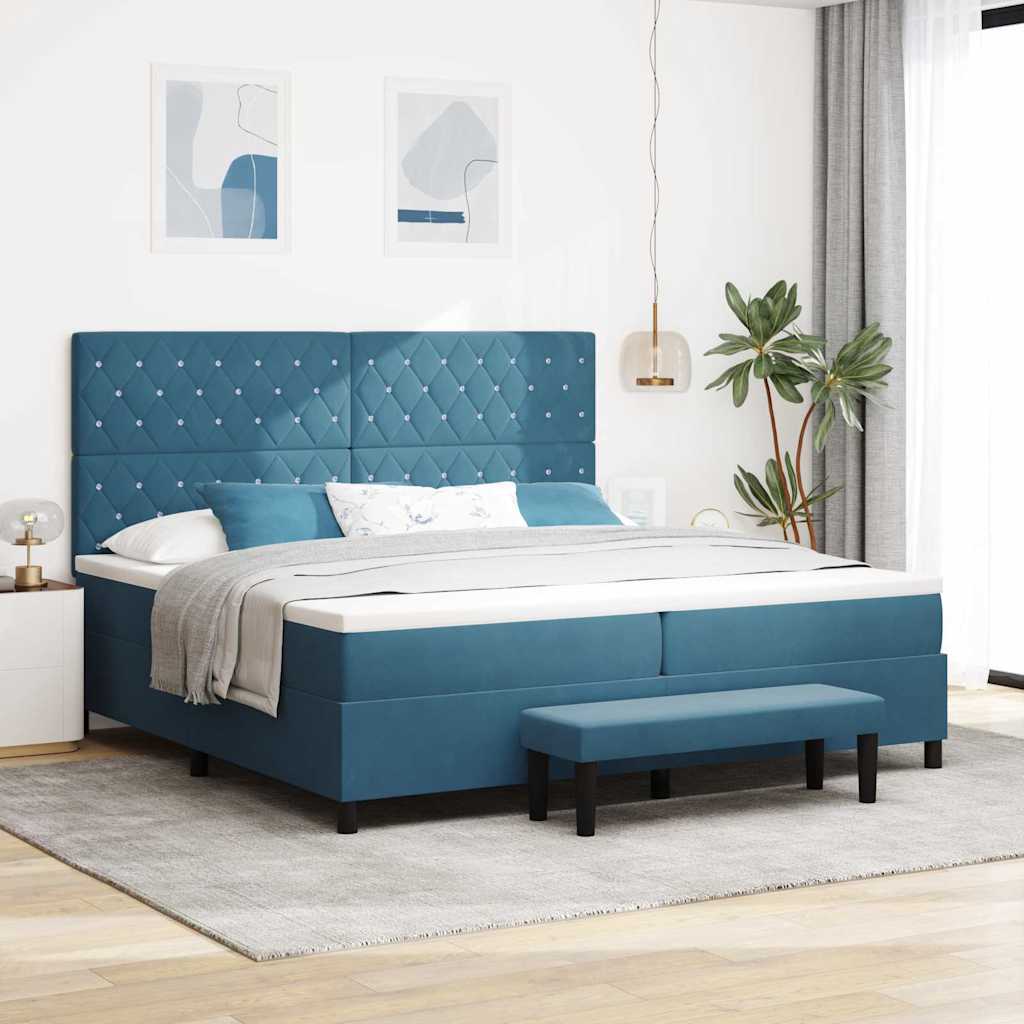 Boxrugós ágy matracmal Sötétkék 200 x 200 cm Bársony