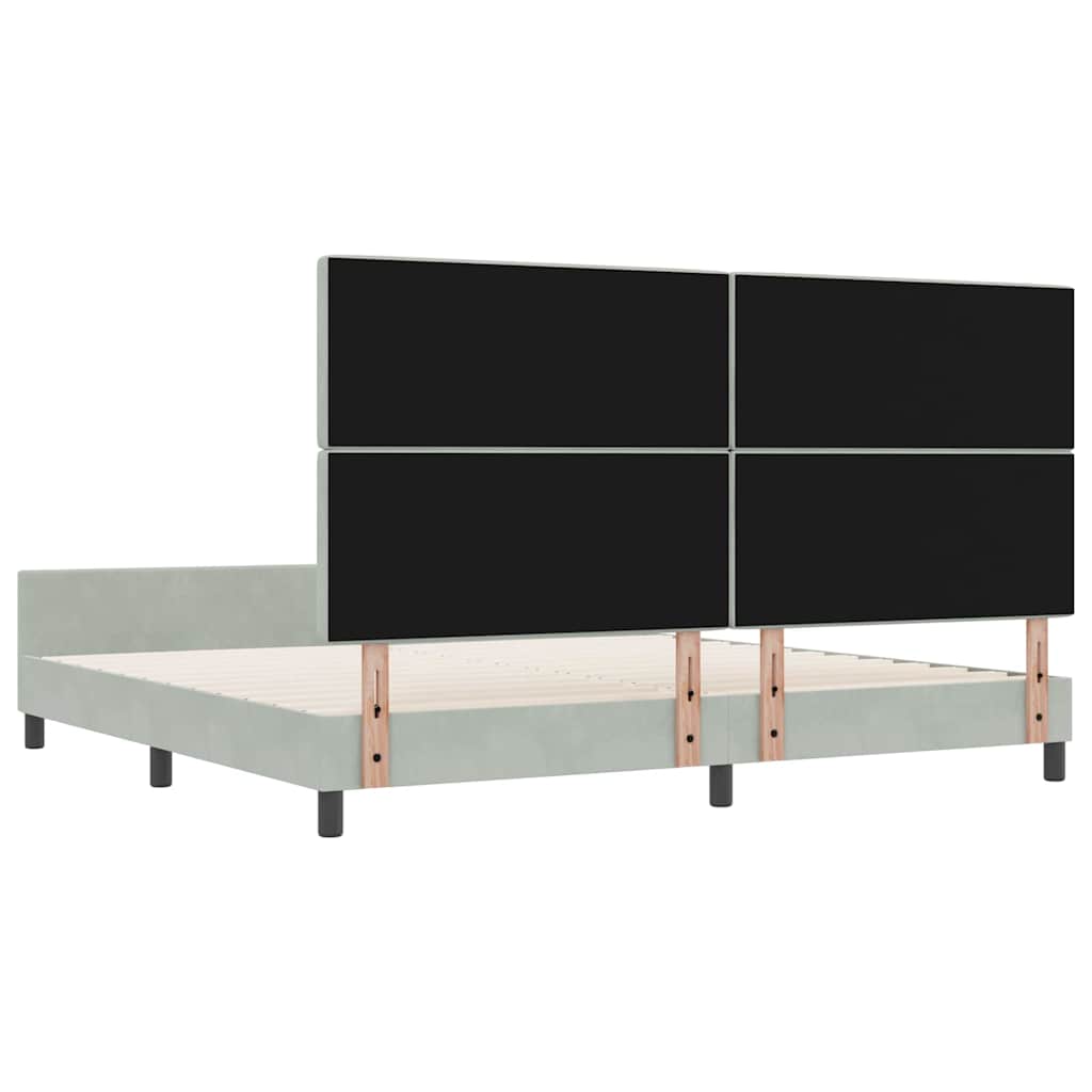Boxrugós ágy fejtámlával Világosszürke 200 x 200 cm Bársony