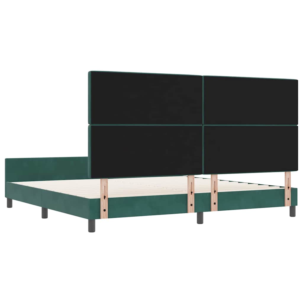 Boxrugós ágy fejtámlával Sötétzöld 200 x 200 cm Bársony