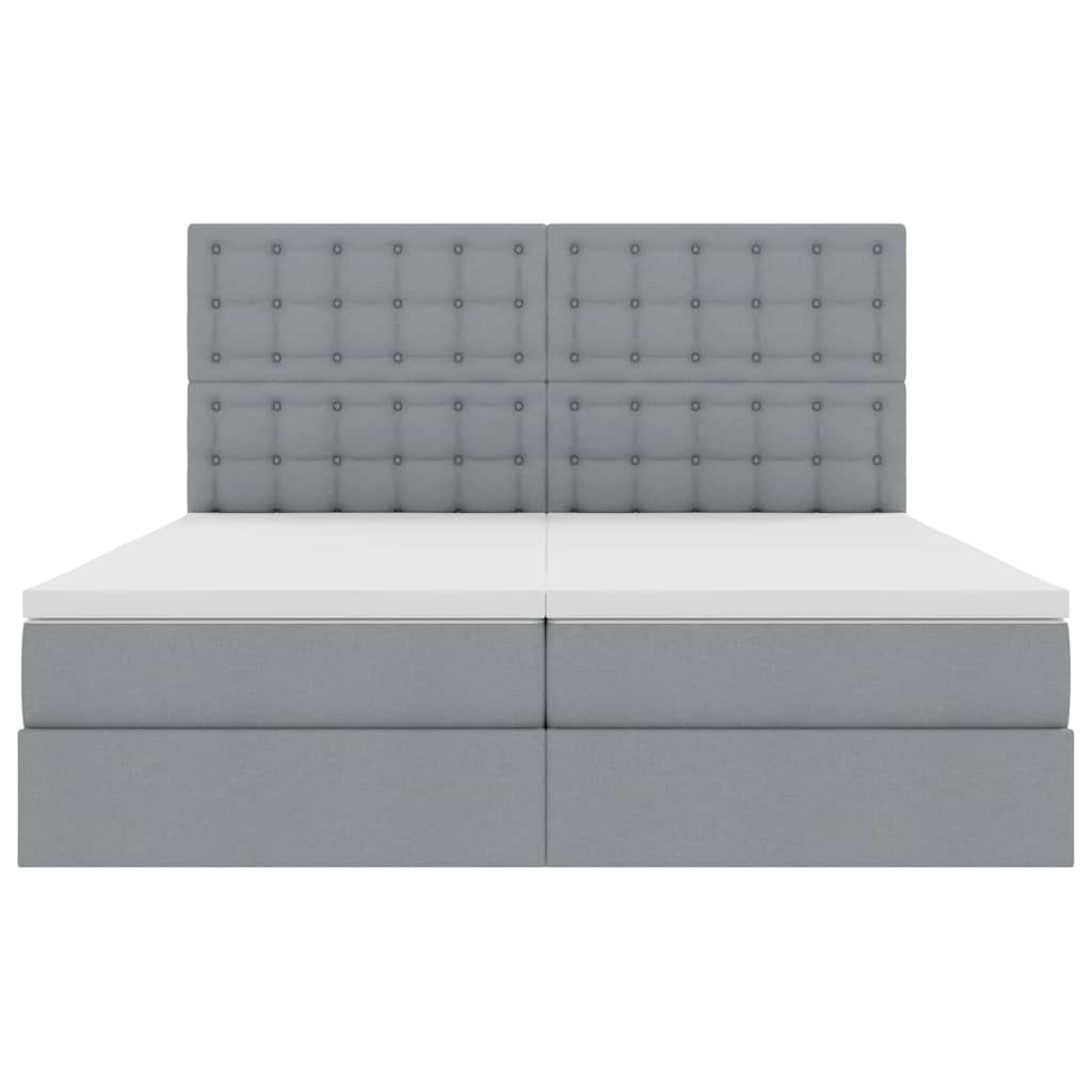 LED tárolós ágy matraccal Világosszürke 200 x 200 cm Szövet